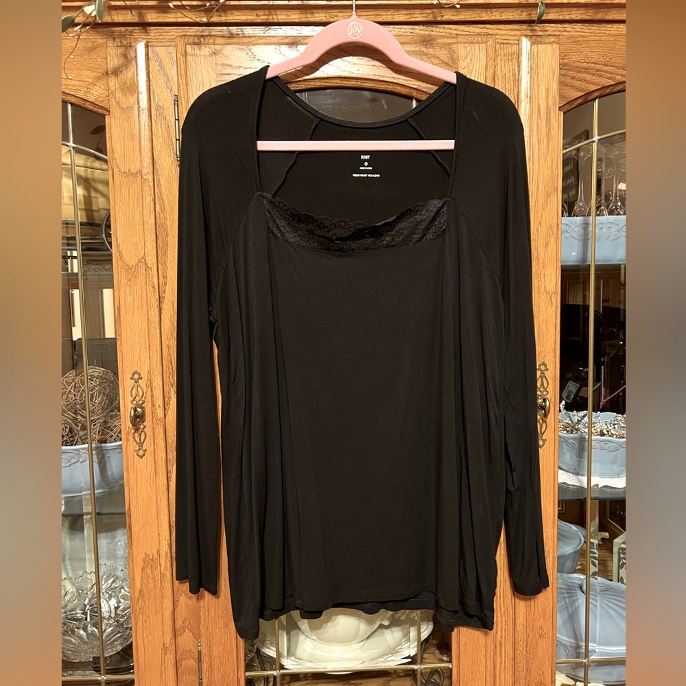 Torrid Super Soft Inset Lace Deep Black Top -Size 0/ 12-14 🖤